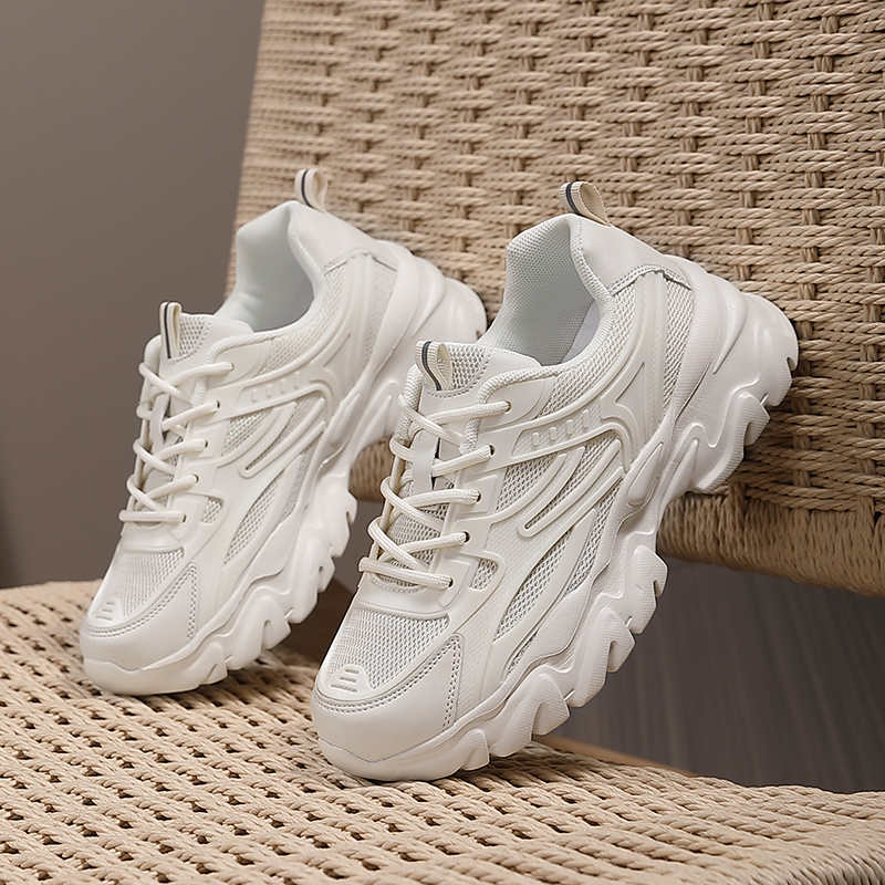 Tênis de Basquete Feminino de  - Luxury Lifestyle Brands avaliação e preço