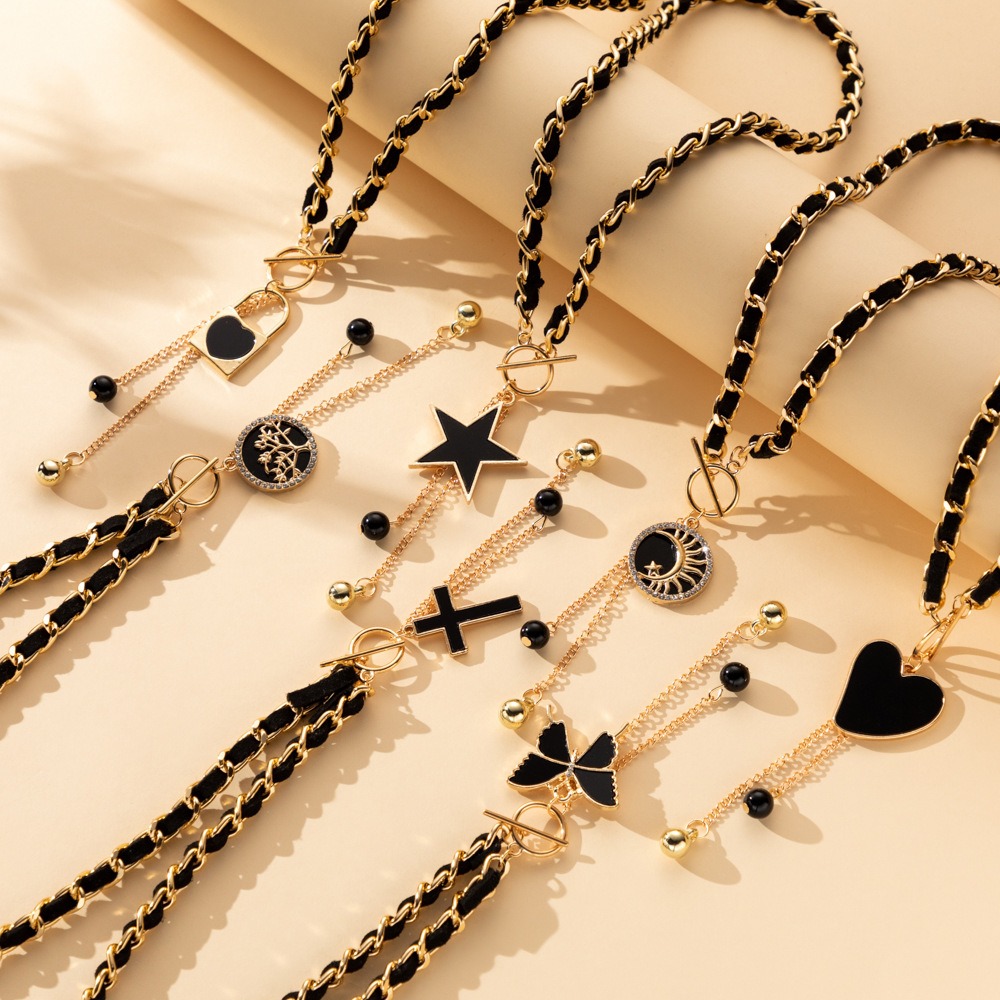 Colar de Veludo Preto com Ping - Luxury Lifestyle Party avaliação e preço